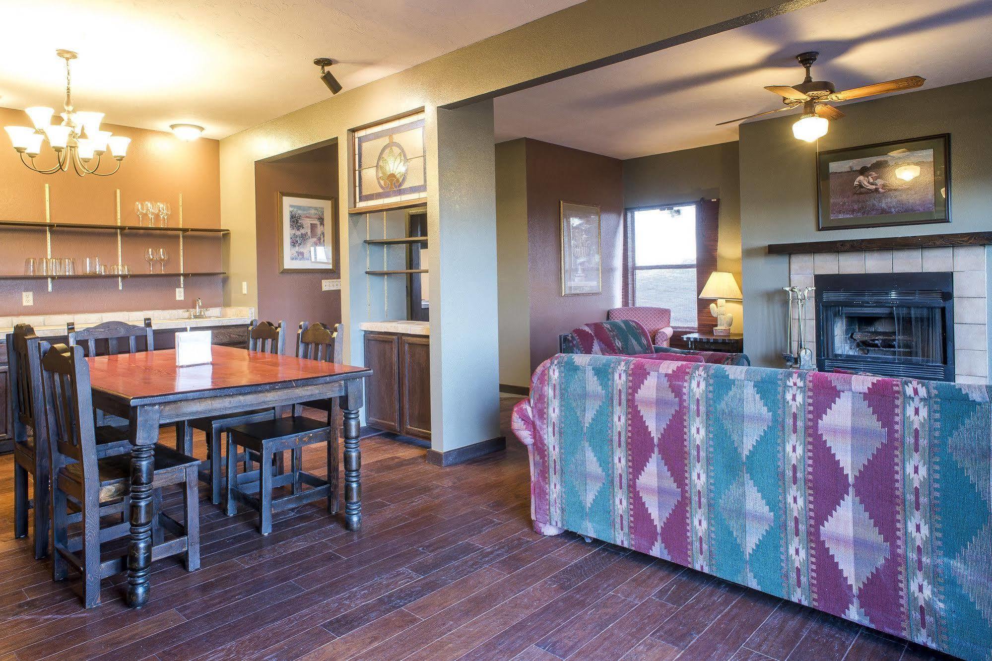 Tiara Del Sol Aparthotel Ruidoso Exterior photo